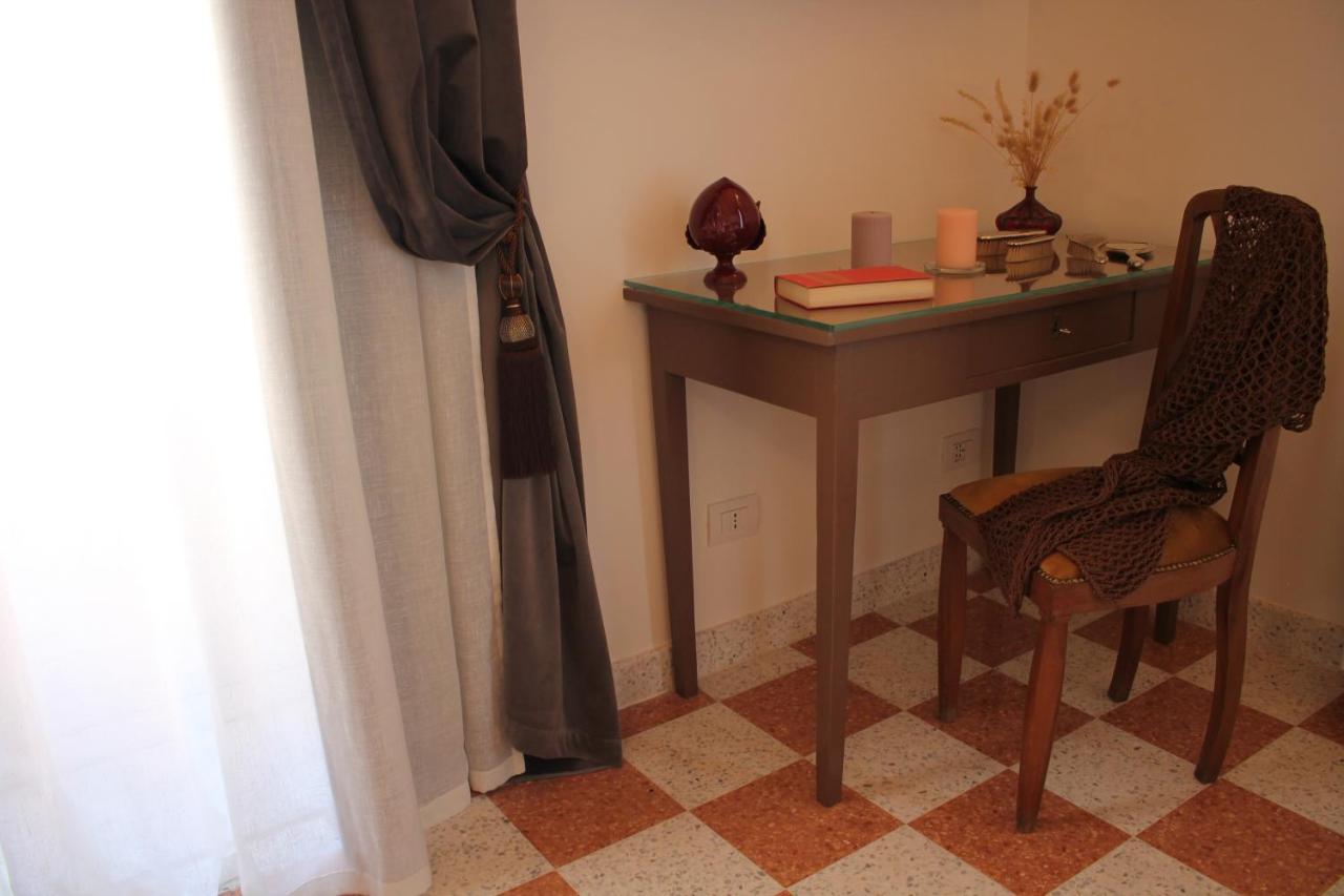 1940 Luxury Accommodations By Wonderful Italy 奥斯图尼 外观 照片