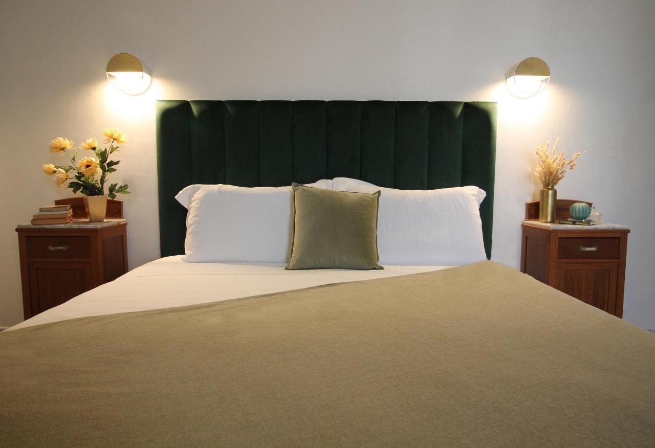 1940 Luxury Accommodations By Wonderful Italy 奥斯图尼 外观 照片