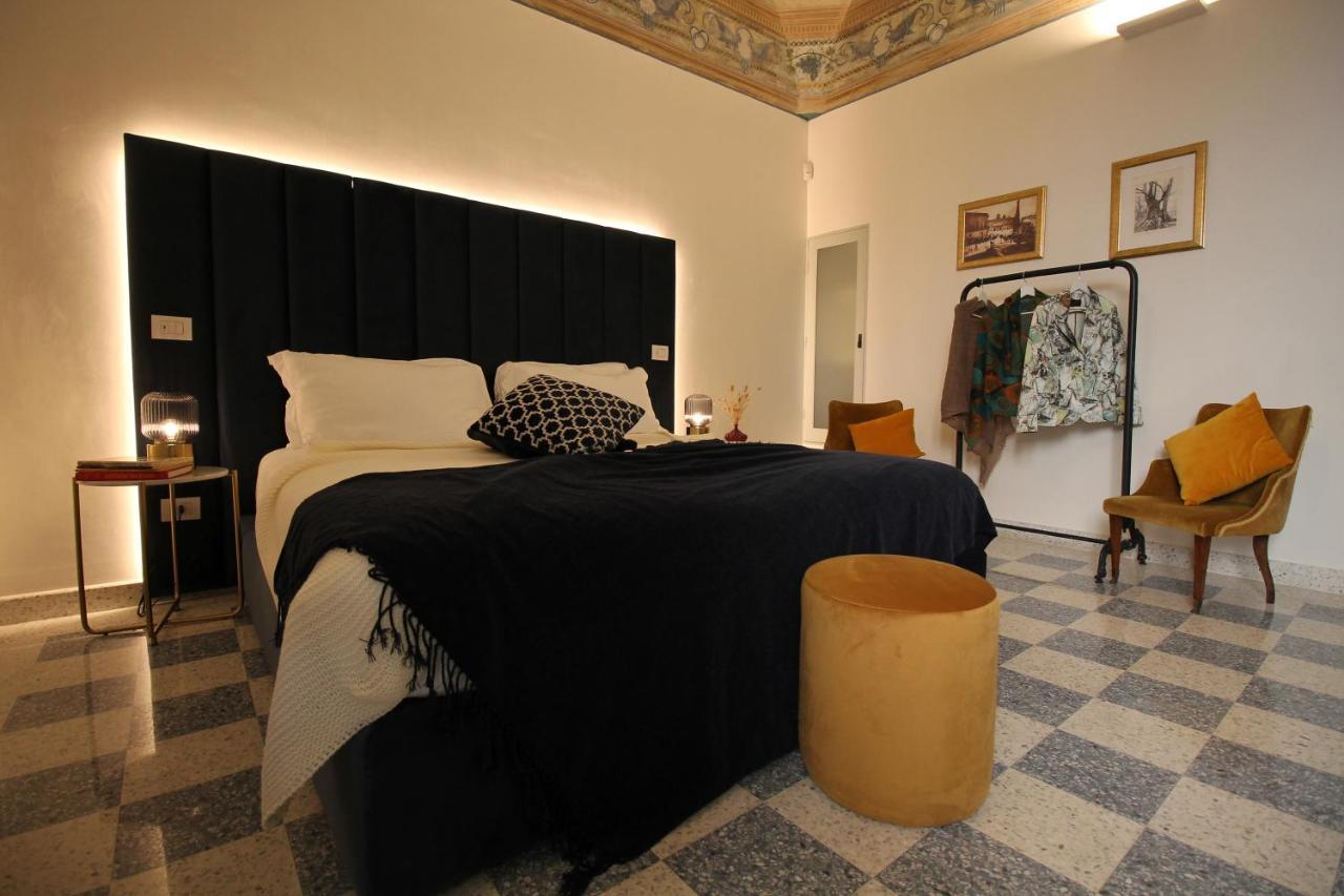 1940 Luxury Accommodations By Wonderful Italy 奥斯图尼 外观 照片